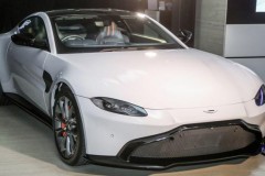 Aston Martin Vantage V8 2018 chính thức cập bến Malaysia với giá từ 390.000 USD