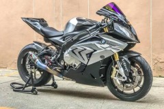 BMW S1000RR Cận cảnh bản độ đơn giản đầy tinh tế