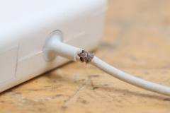 Để đạt được vị trí 1 nghìn tỷ USD, Apple đã cắt giảm chi phí theo những cách bần tiện nhất