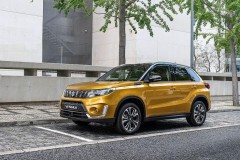 Suzuki Vitara 2019 thay đổi nhẹ về thiết kế, thêm nhiều trang bị công nghệ hiện đại hơn