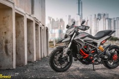 Ducati Hyperstrada 821 bản độ 'bộn tiền' của Biker Sài Thành