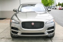 Jaguar F-Pace 2018 thể hiện đẳng cấp riêng ‘nhà báo đốm’