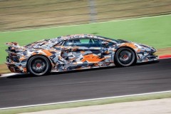 Lamborghini tung hình ảnh teaser chính thức của Aventador SVJ hoàn toàn mới