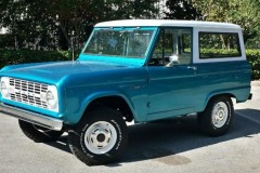 Ford Bronco 1966 là mẫu xe quảng cáo đầu tiên trên truyền hình