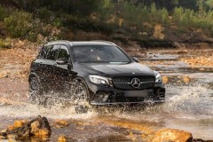 Mercedes-Benz Việt Nam khuyến nghị Mercedes GLC chỉ nên lội nước 30 cm