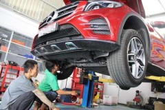 Mercedes khẳng định việc rửa xe, xịt gầm không phải nguyên nhân khiến GLC bị vào nước