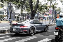 Hé lộ thú vị về những chiếc siêu xe của ông Đặng Lê Nguyên Vũ