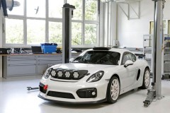 Porsche Cayman GT4 Clubsport Rallye được nâng cấp để tham gia giải đua rally đa địa hình