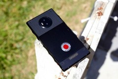 RED Hydrogen One: Smartphone tái tạo hình ảnh 3D sẽ ra mắt vào ngày 2/11