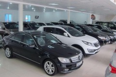 Tháng Ngâu: Chợ xe cũ, xe mới, nhập khẩu hay chính hãng thì cũng ế tuốt