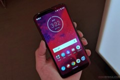 Motorola trình làng Moto Z3 với khả năng kết nối mạng không dây tốc độ cao 5G