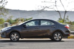 Hàng loạt xe Toyota tại Việt Nam bị triệu hồi do lỗi túi khí