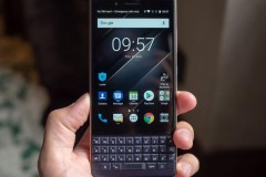 Cận cảnh BlackBerry KEY2 LE: Phần cứng tốt và bàn phím tuyệt vời