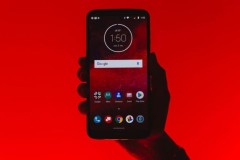 Motorola Moto Z3: Smartphone 5G thiết kế đẹp mắt và phần cứng mạnh mẽ