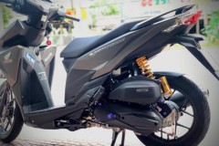 Vẻ đẹp chết người của Vario 150 độ dàn đồ chơi siêu đắt tiền
