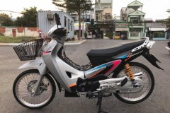 Wave 125 độ dàn chân được chăm sóc bằng gói combo chục triệu