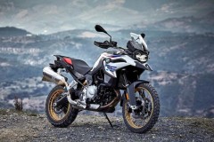 BMW F850 GS Adventure sẽ trang bị sẵn nhiều phụ tùng hướng tới các hành trình dài ngày.