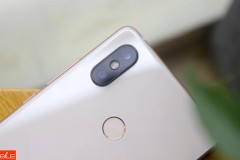 Đọ sức mạnh Xiaomi Mi 8 SE và iPhone X, liệu có điều kỳ diệu?