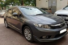 Xe mới về dồn dập, xe cũ lướt vẫn giữ giá cao