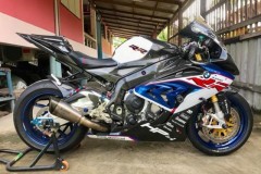S1000RR đẹp ngoài mong đợi khi được nâng cấp với hàng loạt option cao cấp