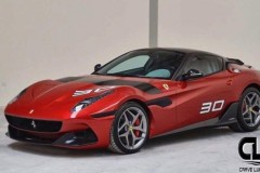 Cận cảnh siêu xe “hàng thửa” Ferrari SP30 độc nhất thế giới