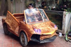 Chuyện khó tin: Ô tô Lamborghini, BMW bằng gỗ độc nhất Việt Nam