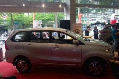 Đặt sớm, nhiều khách hàng vẫn khó nhận ô tô kịp Tết