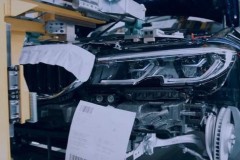 BMW công bố một video ngắn quay dây chuyền sản xuất của 3 Series 2019