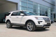 Ford Explorer đã hoàn thành thủ tục thông quan và được đưa về đại lý