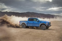 Ford F-150 Raptor có khả năng cruise control ngay cả trên địa hình offroad