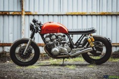 Honda CB750 độ lại theo phong cách cafe racer mạnh mẽ, cá tính