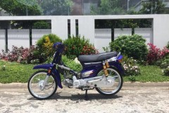 Honda Dream độ mang biển số ngũ quý 5 đầy lịch lãm