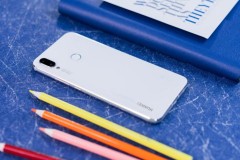 Huawei chính thức ra mắt Nova 3i phiên bản màu Trắng Ngọc Trai tại Việt Nam