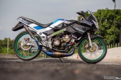 Kawasaki Kips 150 độ dàn chân bao xé gió say đắm người xem