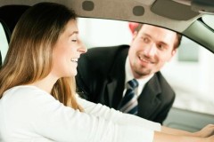 Kinh nghiệm lái thử xe ôtô hữu ích dành cho người chuẩn bị mua xe