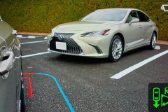 Lexus ES 2019 thế hệ mới cho phép trang bị gương hậu camera