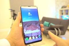 LG V30 Plus Mỹ với màn hình rộng và âm thanh đỉnh cao có đáng mua?
