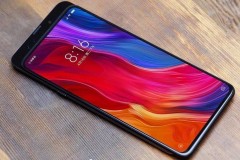 Lộ ảnh thực tế smartphone không viền Mi MIX 3, hỗ trợ cả 5G