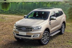 Thị trường ô tô Việt Nam tháng 9 bắt đầu với rất nhiều sự xáo trộn, giá xe diễn biến trái chiều