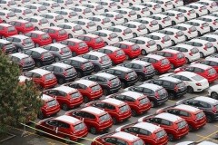 Lượng xe ô tô nhập khẩu trong tháng 8 tiếp tục tăng mạnh so với tháng 7