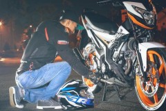 Siêu Sonic 150 độ mâm Kozi bao lạ phơi sáng trên con phố đêm
