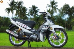 Sirius độ tạo sự đẳng cấp cũng như hiệu năng thực thụ với loạt đồ chơi giá trị