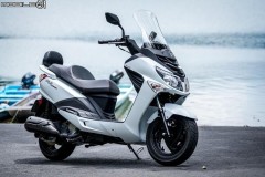 SYM RV180 2018: Trang bị phạnh ABS, nâng cấp nhẹ về ngoại hình và động cơ