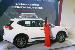 Nissan X-Trail V-series giá từ 976 triệu đồng