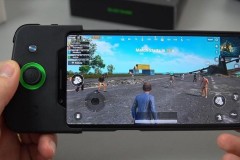 TOP 10 smartphone Android mạnh nhất tháng 8/2018 theo AnTuTu