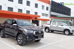 Toyota Hilux 2018 trở lại Việt Nam với hình ảnh cực kỳ bắt mắt của phiên bản MLM