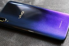 Vivo V11 Pro: Thiết kế đẹp, hiệu suất tốt và cảm biến vân tay trong màn hình