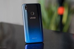 Trên tay nhanh Vivo V11i: Màn hình Halo FullView, thiết kế cong cạnh 3D