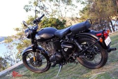 ‘Xế nổ’ Royal Enfield Classic 500 ABS giá chỉ 68 triệu đồng