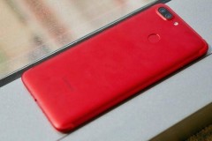 2019, Lenovo tăng công suất sản xuất smartphone lên gấp 10 lần